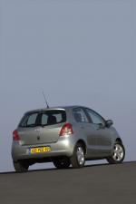Toyota Yaris 2005 года